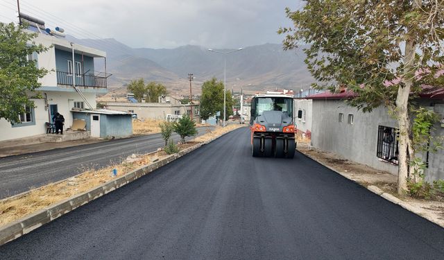 Ekinözü’nde Altyapının Ardından Asfalt Mesaisi