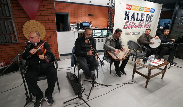 Kahramanmaraş’ın Şehrin Ulu Çınarlarını Kalede Müzik ve Neşeyle Buluşturdu