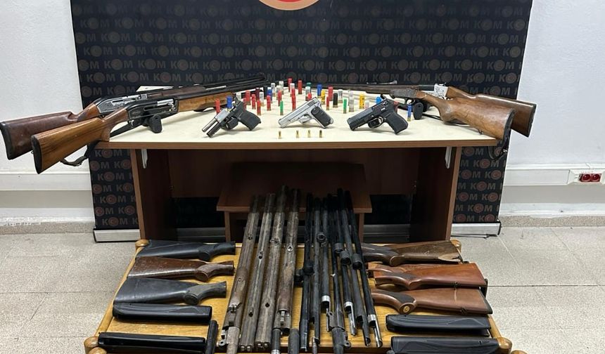 Burdur'da ruhsatsız silah bulunduran 3 şüpheli yakalandı