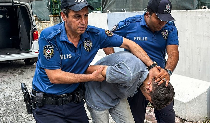 Adana'da 53 yıl 7 ay kesinleşmiş hapis cezasıyla aranan hükümlü yakalandı