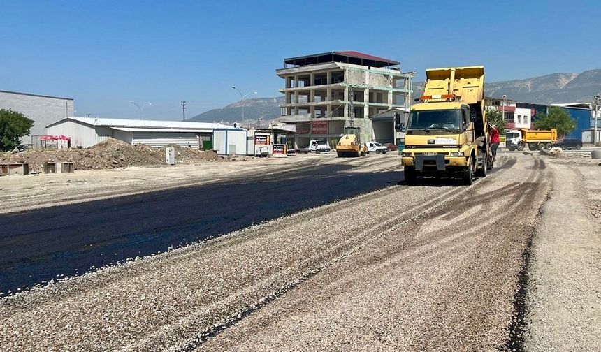 Yeni Sanayi Sitesi’nde Asfalt Çalışması Başladı
