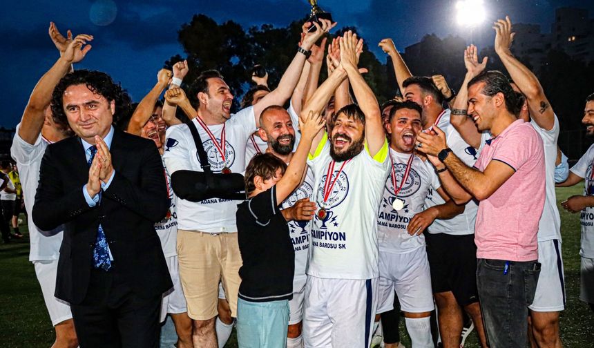 Adana Barosu Spor Kulübü futbol turnuvasında şampiyon oldu