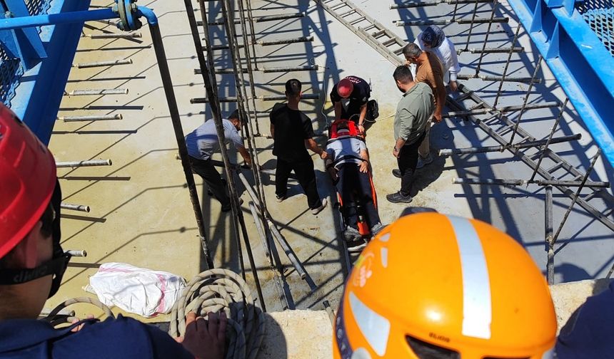 Adana'da fabrikadaki boş havuza düşen işçi yaralandı