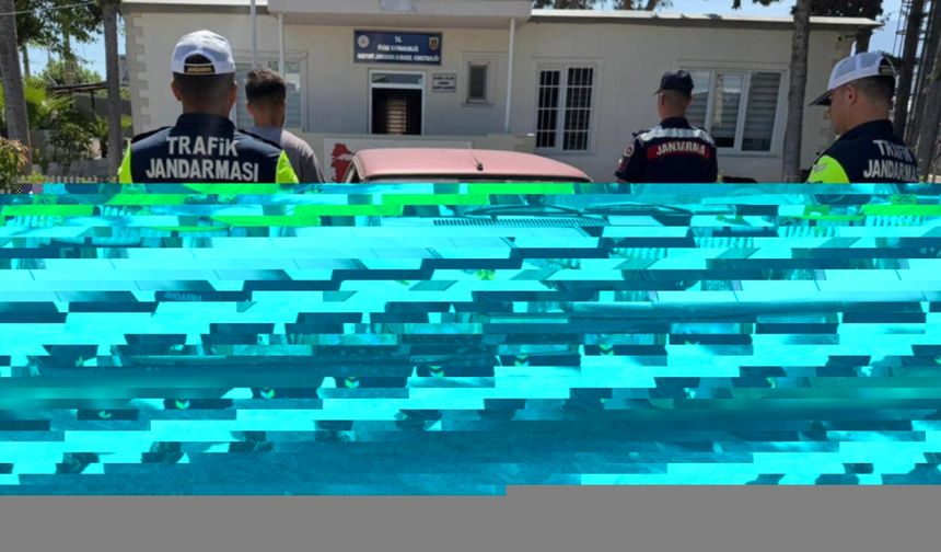 Antalya'da drift yapan 2 sürücüye toplam 99 bin 282 lira ceza kesildi