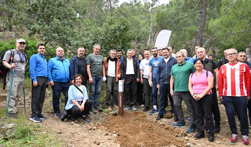 Antalya'da Likya Yolu'nun yönlendirme tabelaları yenilenerek rota sistemi oluşturulacak