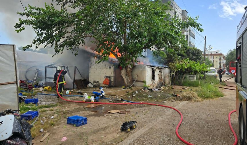 Antalya'da müstakil evde çıkan yangın söndürüldü