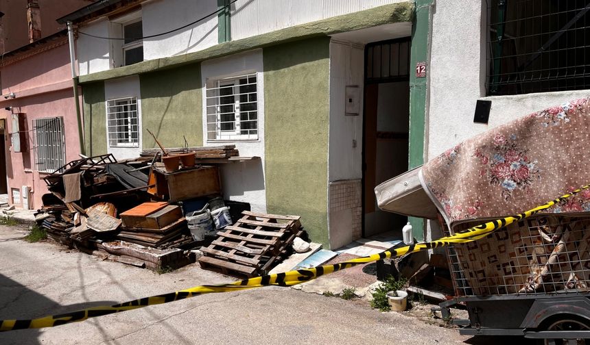 Burdur'da bir kişi evinde ölü bulundu