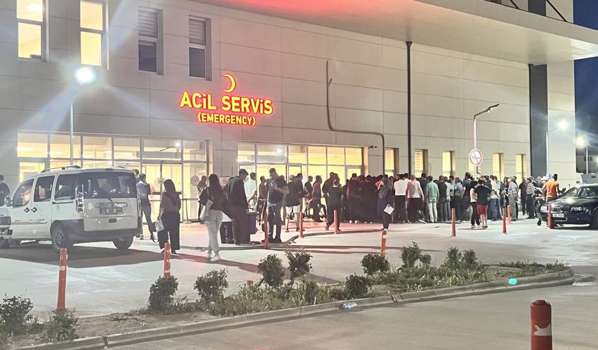 Burdur'da devrilen traktörün altında kalan çocuk öldü, 4 kişi yaralandı