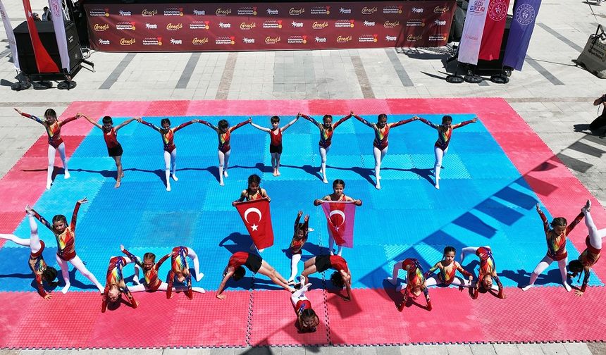 Atatürk’ü Anma, Gençlik ve Spor Bayramı Büyük Bir Coşkuyla Kutlandı