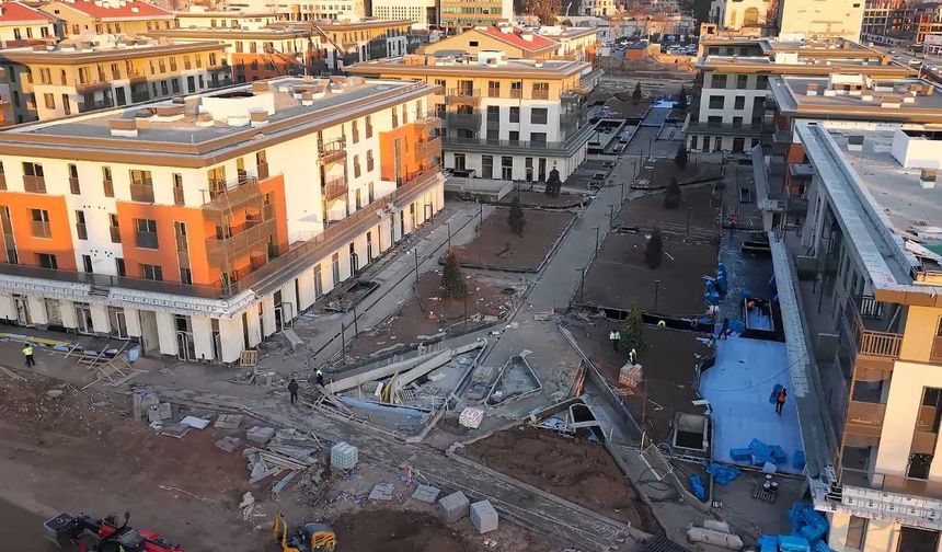 Kahramanmaraş’ta deprem konutları ve işyerlerinde son durum