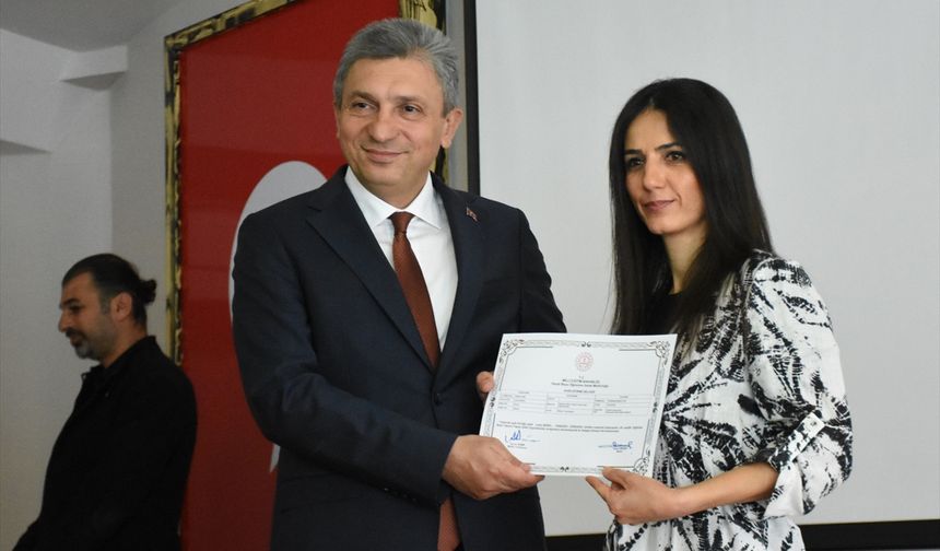 Antalya'da 'Eğitimde Yapay Zeka Dönemi: DERYA Projesi' tanıtıldı