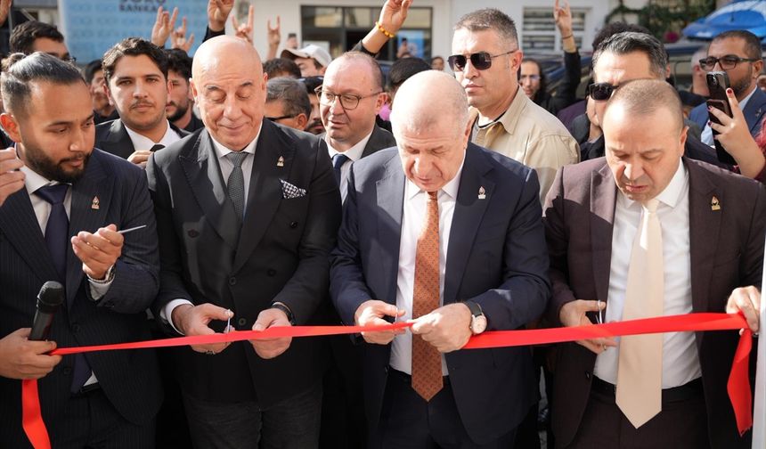 Zafer Partisi Genel Başkanı Özdağ, Mersin'de temaslarda bulundu