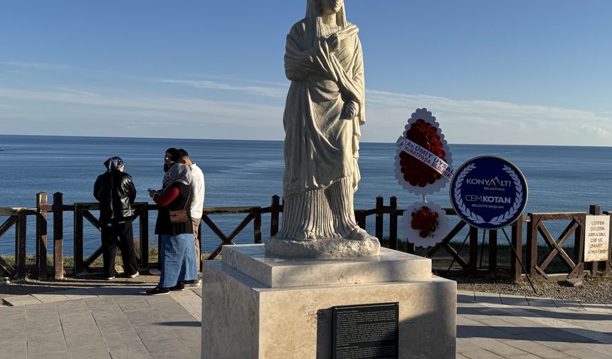 Antalya'da Plancia Magna heykeli açıldı