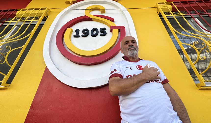 Sarı-kırmızı 'sevgisini' evinin duvarına yansıttı