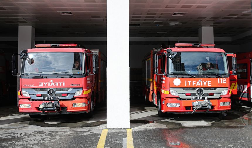 6 ŞUBAT DEPREMLERİNİN ÜÇÜNCÜ YILI - Adana'da enkaz altında kalanların ardından Hataylı afetzedelerin yardımına koştular