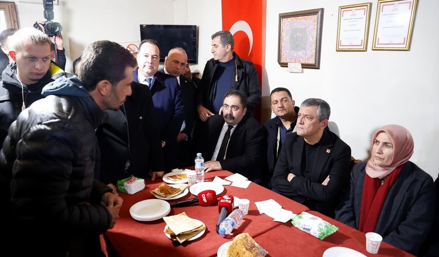 CHP Genel Başkanı Özel, Malatya'da ziyaretlerde bulundu