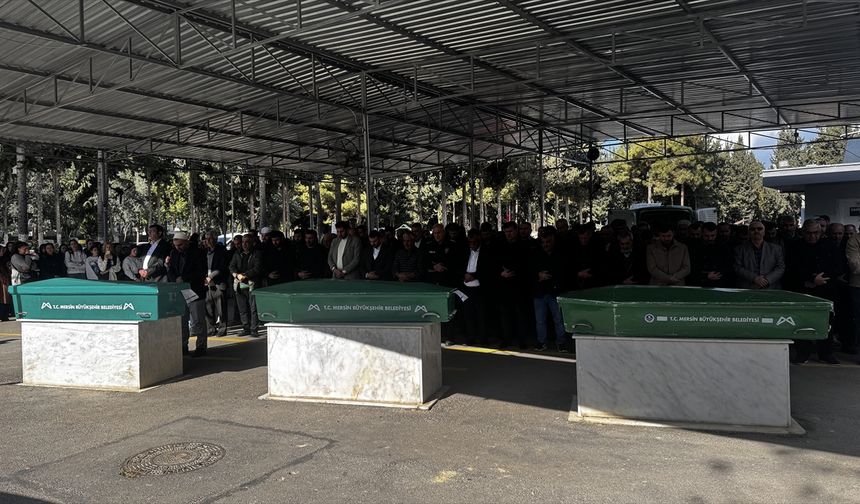 GÜNCELLEME - Mersin'de çarptığı 6 yayadan 3'ünün ölümüne neden olan sürücü tutuklandı