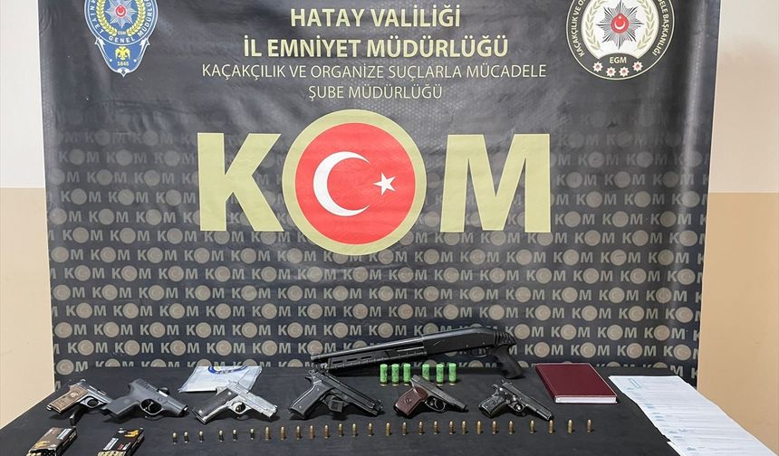 Hatay merkezli suç örgütü operasyonunda yakalanan 12 şüpheli tutuklandı
