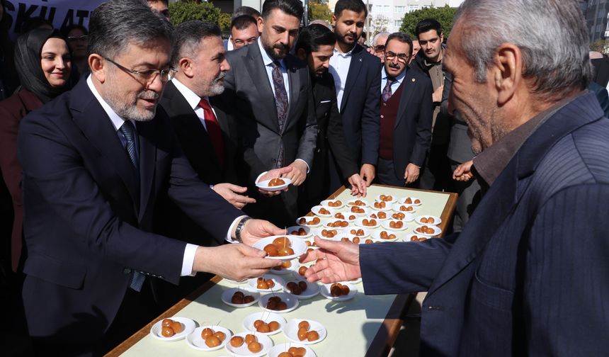 Tarım ve Orman Bakanı Yumaklı, Adana'da ziyaretlerde bulundu