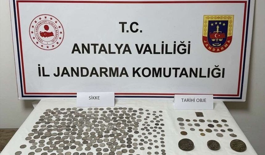 Antalya'da tarihi eser kaçakçılığı operasyonunda 2 kişi yakalandı