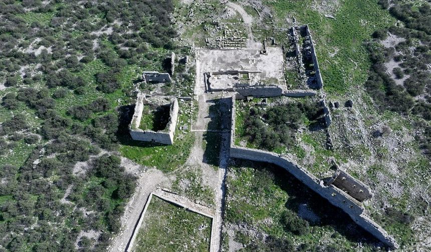 Sillyon, yaklaşık 7 bin yıllık kesintisiz yerleşime ışık tutuyor