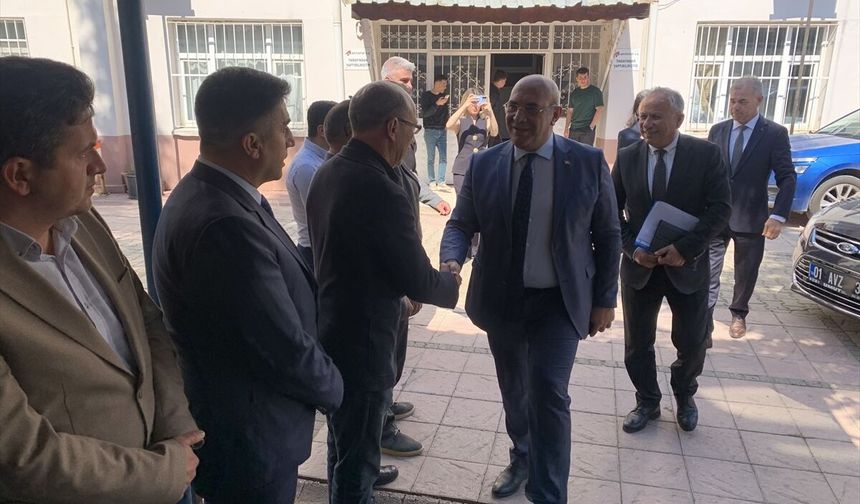 Adana İl Milli Eğitim Müdürü Aras, Aladağ'da eğitimcilerle buluştu