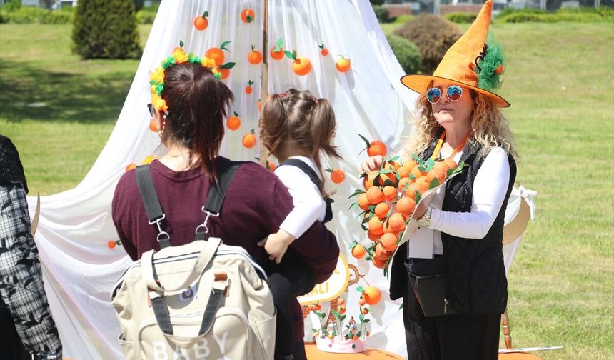 Adana'da 14. Uluslararası Portakal Çiçeği Karnavalı başladı
