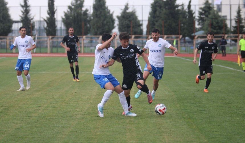 Akedaş İstiklalspor’dan kritik galibiyet
