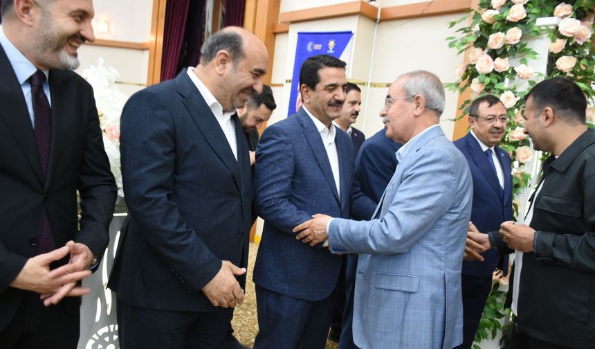 AK Parti Malatya İl Başkanlığında bayramlaşma programı düzenlendi