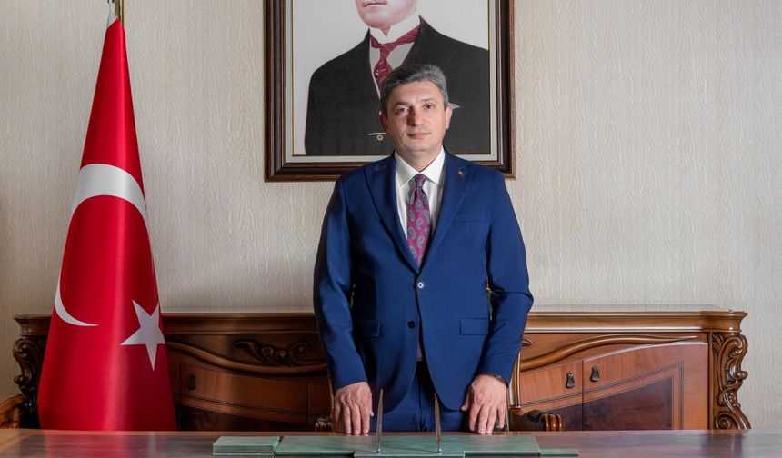 Antalya Valisi Şahin'den 19 Mayıs Atatürk'ü Anma, Gençlik ve Spor Bayramı mesajı