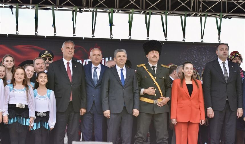 Antalya ve çevre illerde 19 Mayıs Atatürk'ü Anma, Gençlik ve Spor Bayramı kutlandı