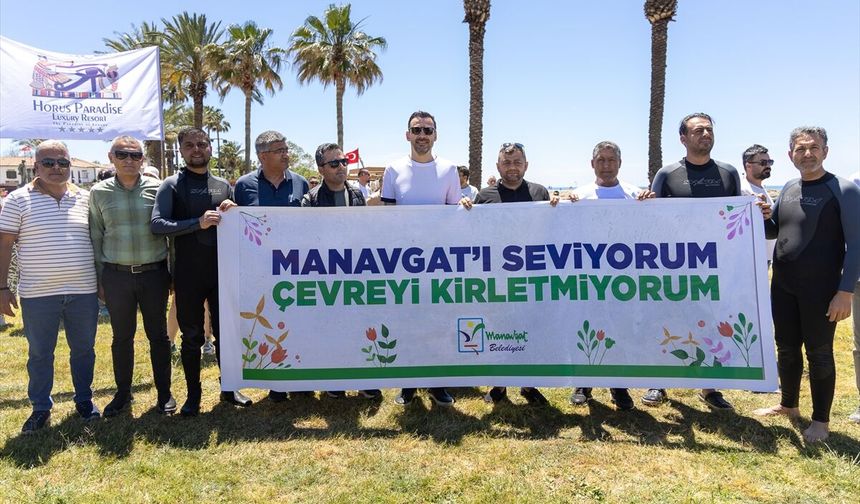Antalya'da deniz ve kıyı temizliği yapıldı