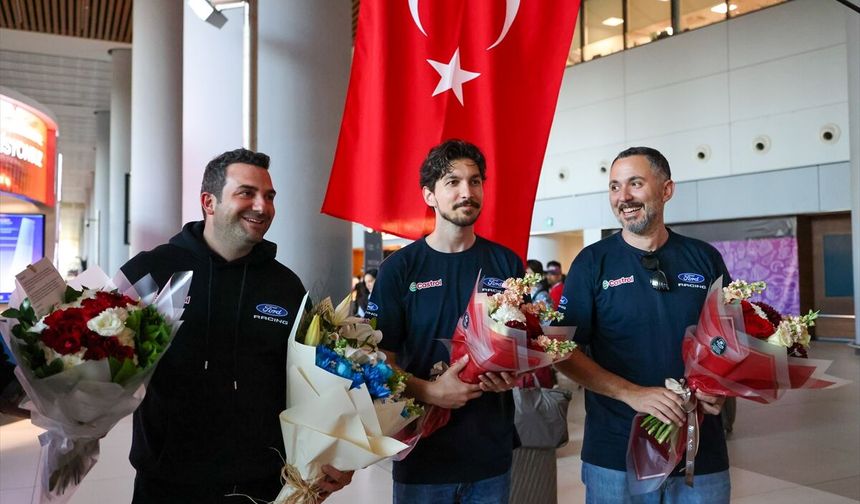Castrol Ford Team Türkiye ekibi Portekiz'den zaferle döndü