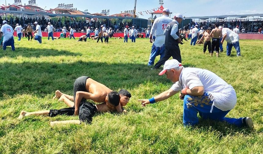 CW Enerji Türkiye Yağlı Güreş Ligi Manavgat etabı başladı