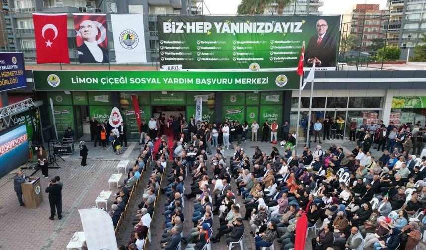 Erdemli'de Sosyal Yardım Başvuru Merkezi yeni hizmet binası açıldı