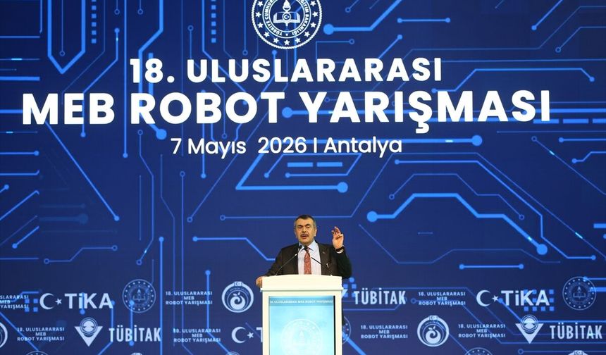 Milli Eğitim Bakanı Tekin, Antalya'daki 'Robot Yarışması'nda konuştu: