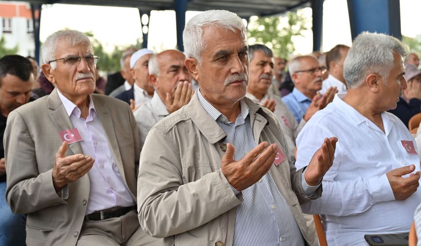 Osmaniye'de hacı adayları dualarla uğurlandı