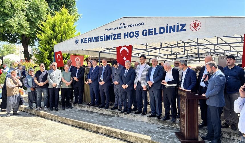Tarsus'ta Kur'an kurslarına destek amacıyla kermes düzenlendi