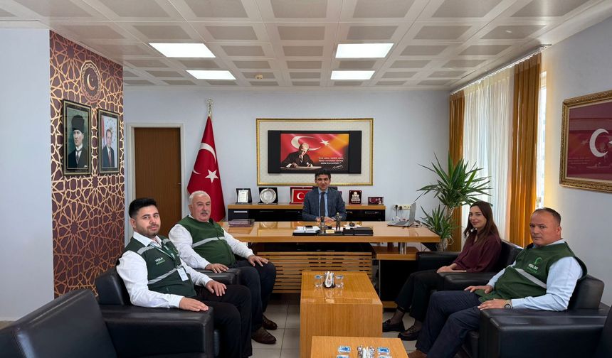Yeşilay Hatay Şube Başkanı İbrahim Kuyubaşıoğlu, Reyhanlı'da ziyaretlerde bulundu