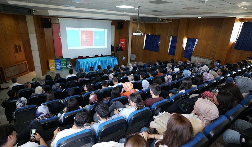 Üniversite Gençliğine Sıfır Atık Eğitimi…