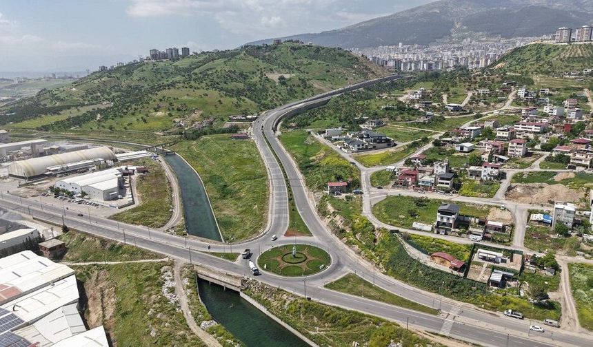 Sümbüllü Caddesi Çift Yönlü Olarak Trafiğe Kapatıldı!