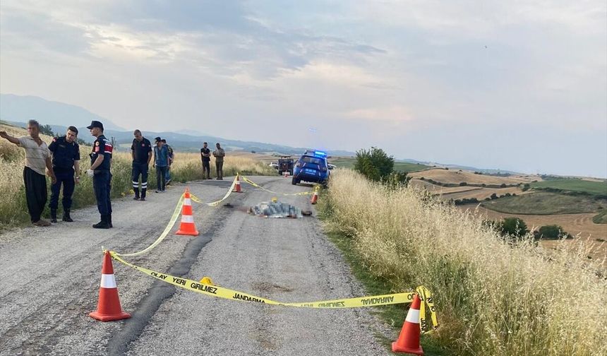 Adana'da baba ve oğlunu av tüfeğiyle öldürdüğü iddia edilen zanlı tutuklandı