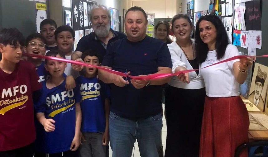 Adana'da öğrencilerin hazırladığı resimler sergilendi
