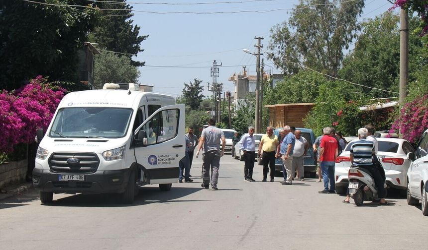 Antalya'da bir kişi evinin bahçesinde ölü bulundu