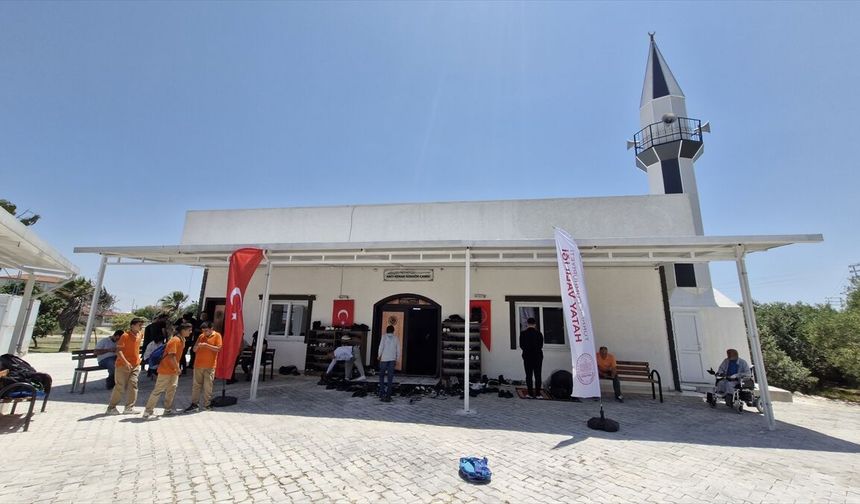 Hatay'da depremlerin ardından 129'uncu cami ibadete açıldı