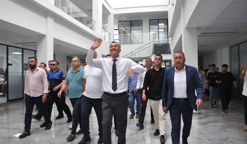 Mersin'de Silifke Belediye Başkan Vekili CHP'li Kökten oldu