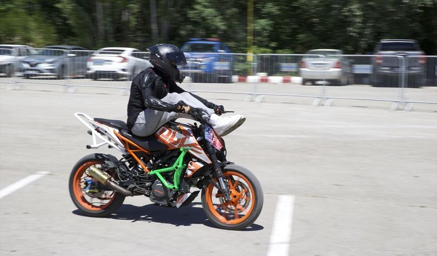 Motosiklet tutkunları 'Akçadağ Motofest'te bir araya geldi