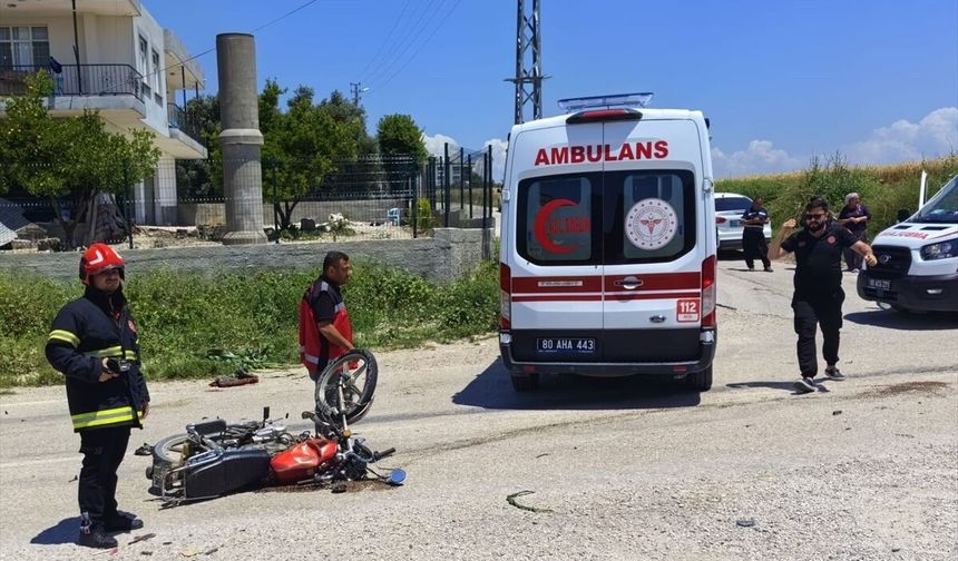 Osmaniye'de otomobille çarpışan motosikletin sürücüsü hayatını kaybetti