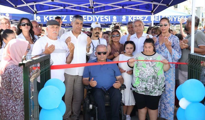 Antalya'da özel gereksinimli bireyler için tematik park açıldı