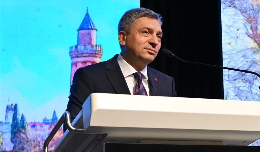 Antalya'daki tarihi Kaleiçi bölgesinin geleceği zirvede ele alındı